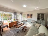  of property in Die Hoewes