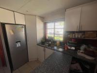 Kitchen of property in Ibhayi (Zwide)