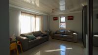 Lounges - 31 square meters of property in Silverton