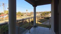 Balcony - 9 square meters of property in Silverton