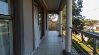 Balcony - 9 square meters of property in Silverton
