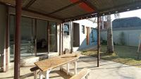 Patio - 17 square meters of property in Silverton