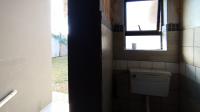 Bathroom 2 - 4 square meters of property in Silverton