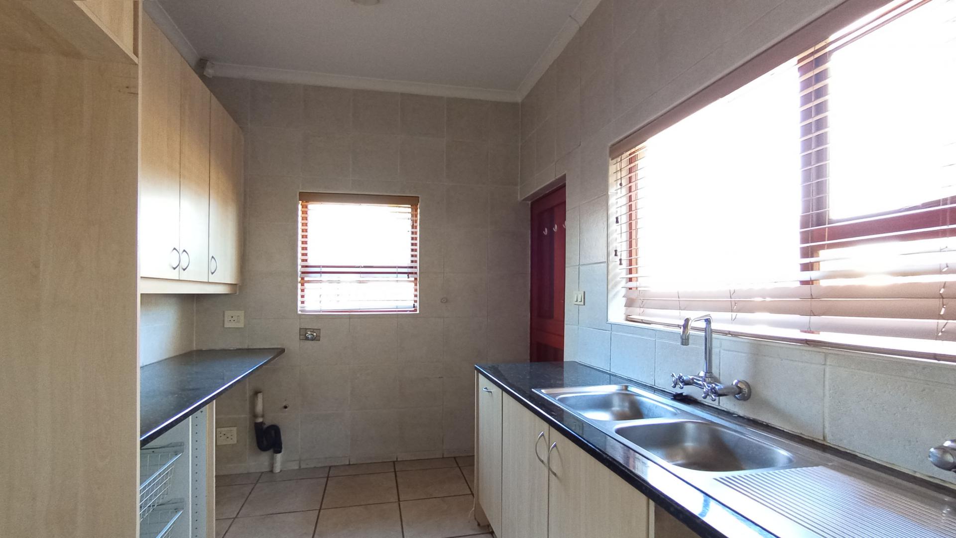 Scullery - 8 square meters of property in Eden Glen