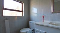 Main Bathroom - 8 square meters of property in Eden Glen