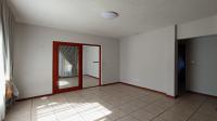 Informal Lounge - 31 square meters of property in Eden Glen