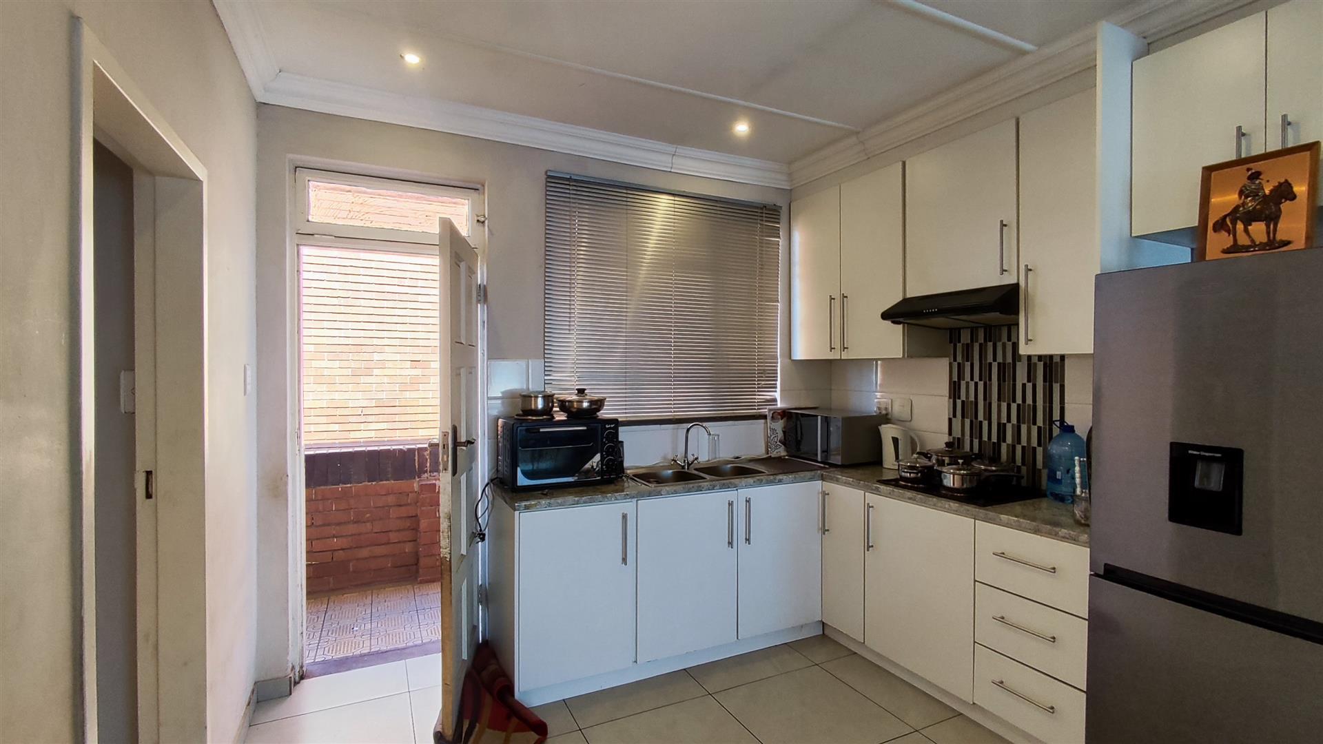 Kitchen - 9 square meters of property in Vereeniging