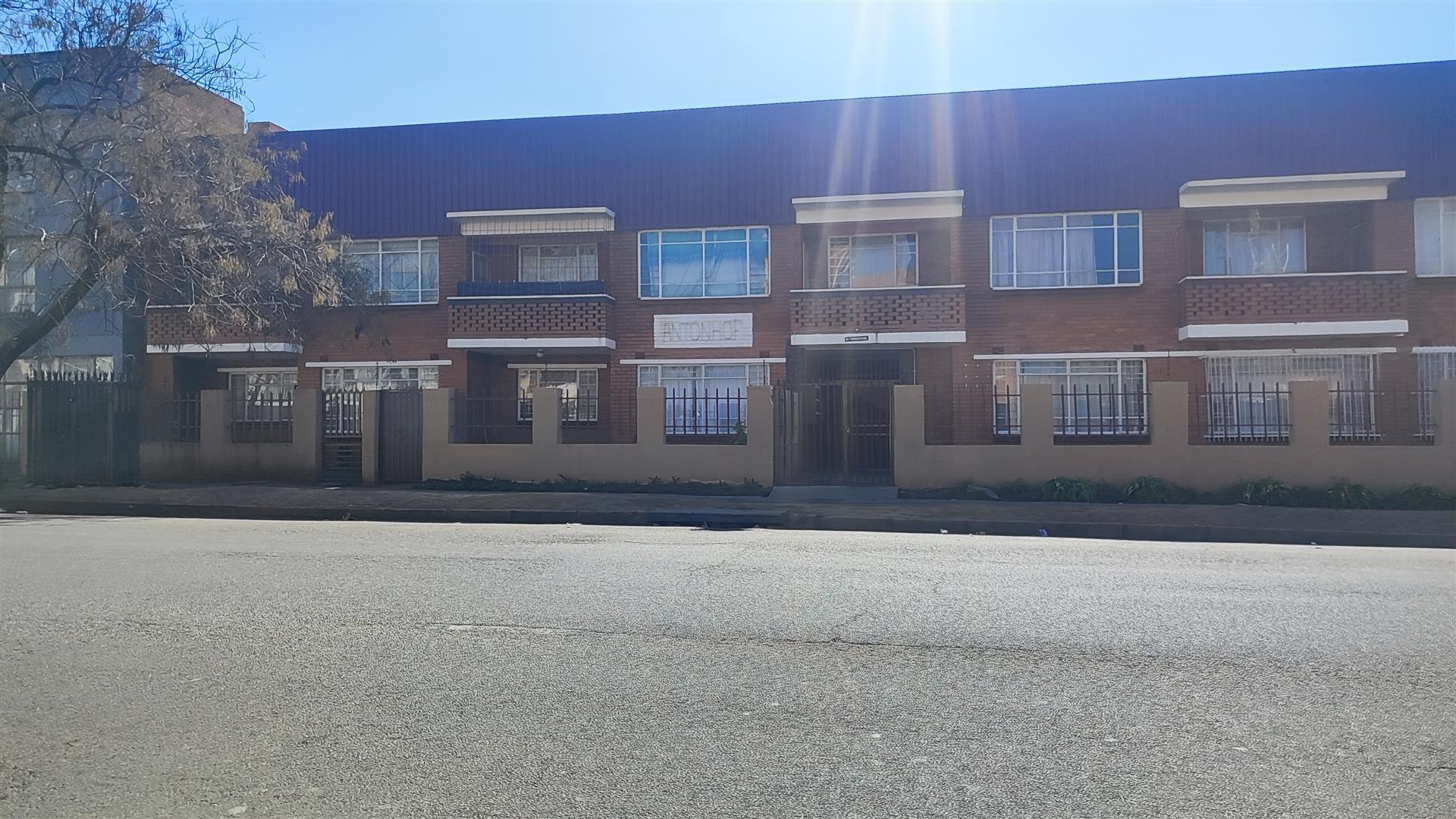 Front View of property in Vereeniging