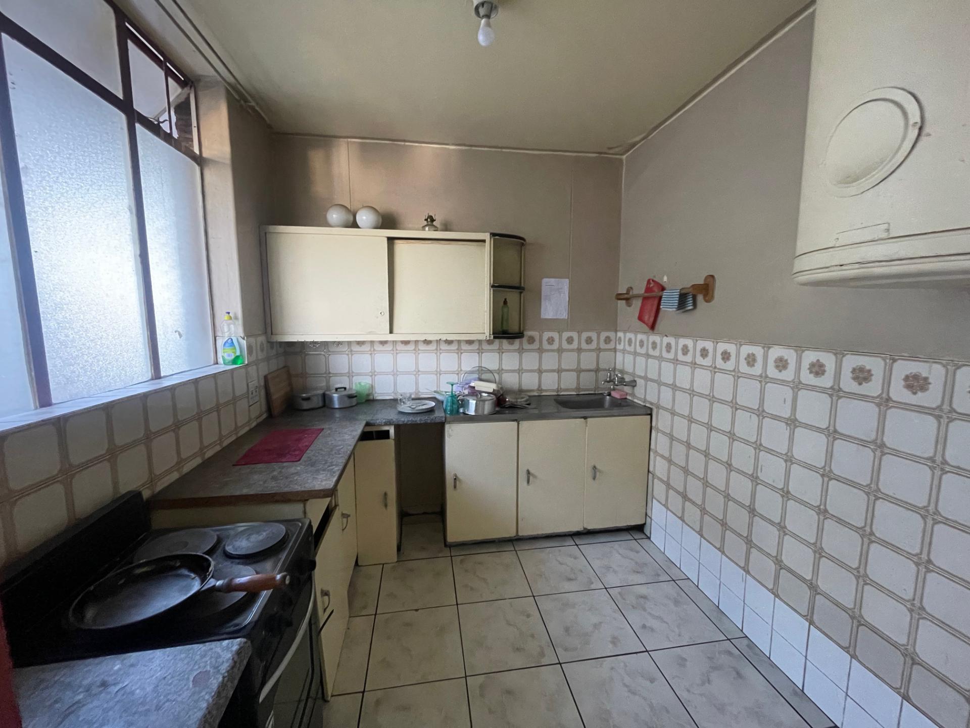  of property in Sunnyside