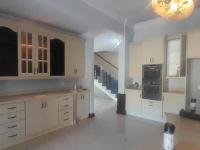  of property in Kosmosdal
