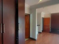  of property in Kosmosdal