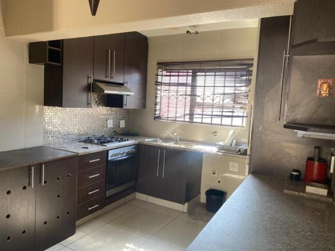 3 Bedroom Apartment for Sale For Sale in New Redruth - MR683304