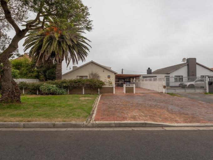 5 Bedroom House for Sale For Sale in Kensington - CPT - MR683333