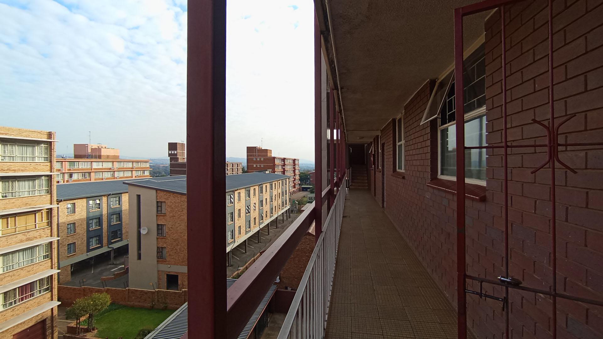 Front View of property in Wonderboom South