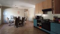 Kitchen - 13 square meters of property in Willow Park Manor