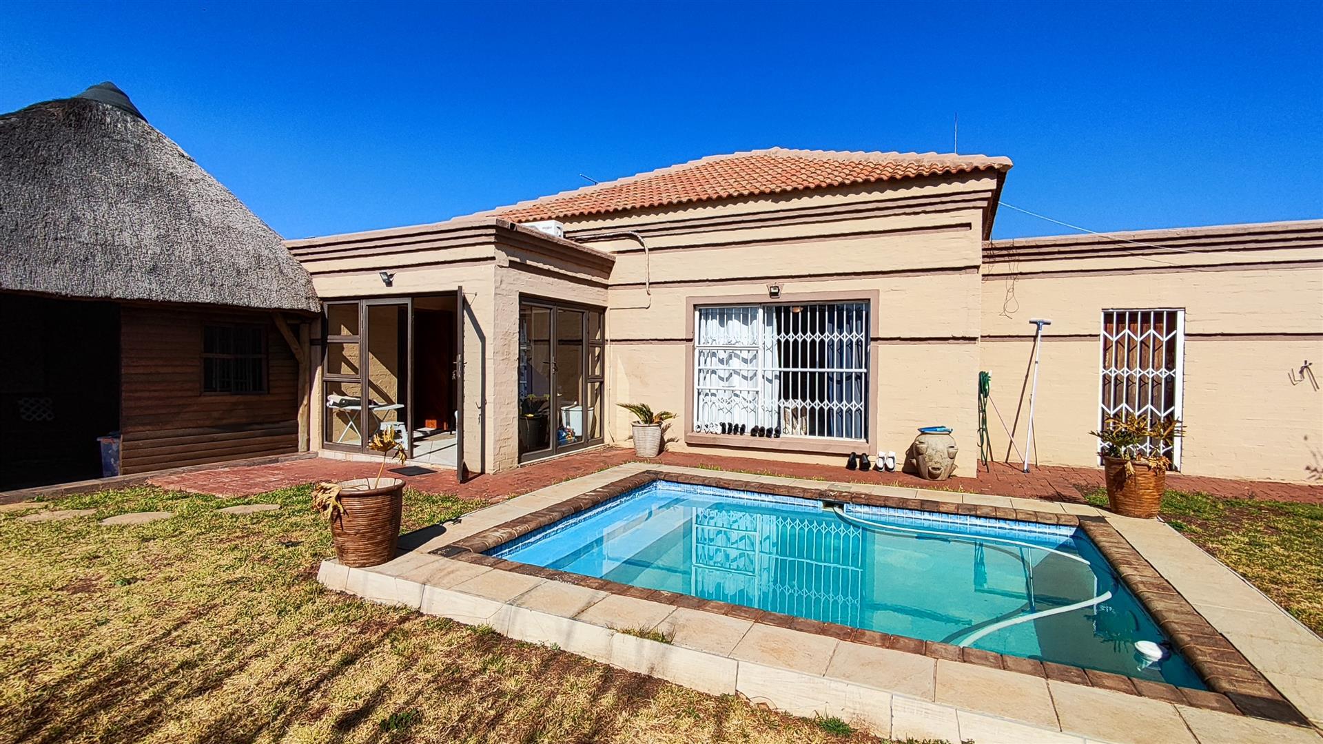 Backyard of property in Arcon Park