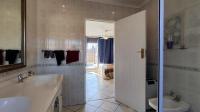 Main Bathroom - 6 square meters of property in Arcon Park