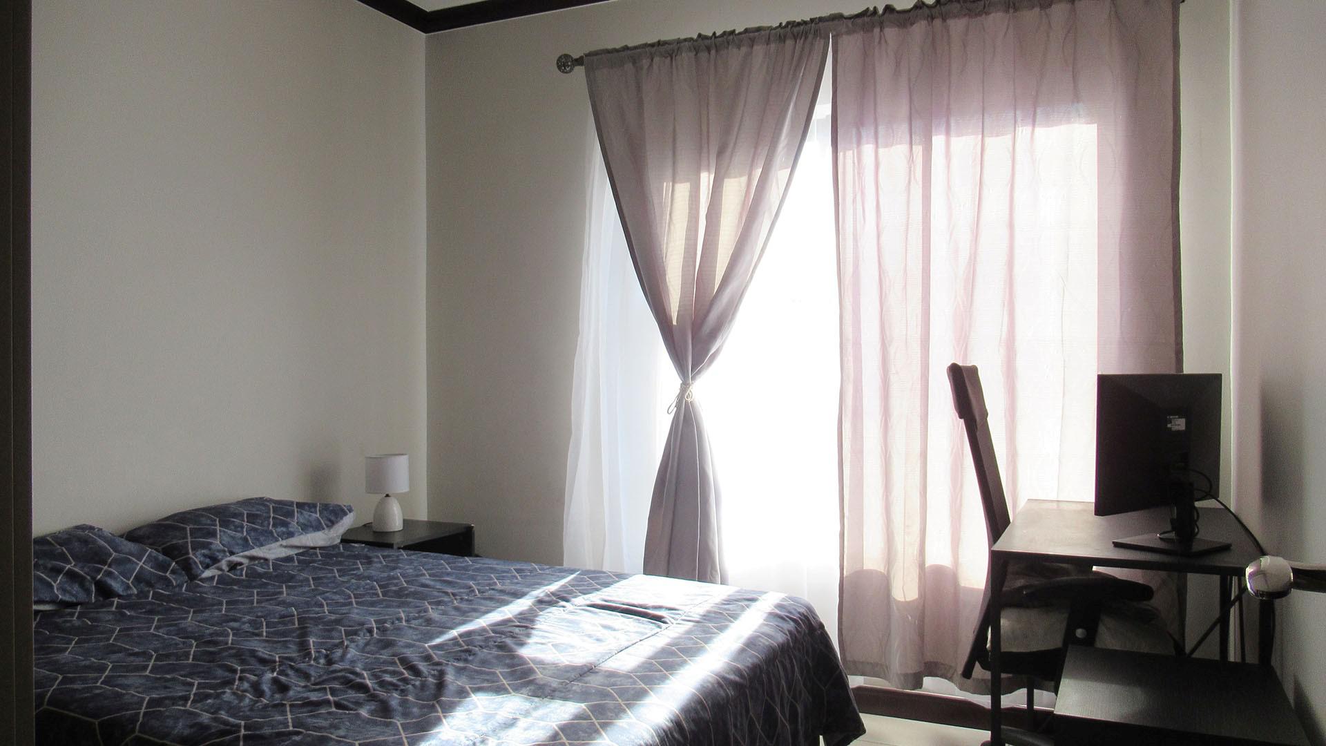 Bed Room 1 - 13 square meters of property in Carlswald North Estate