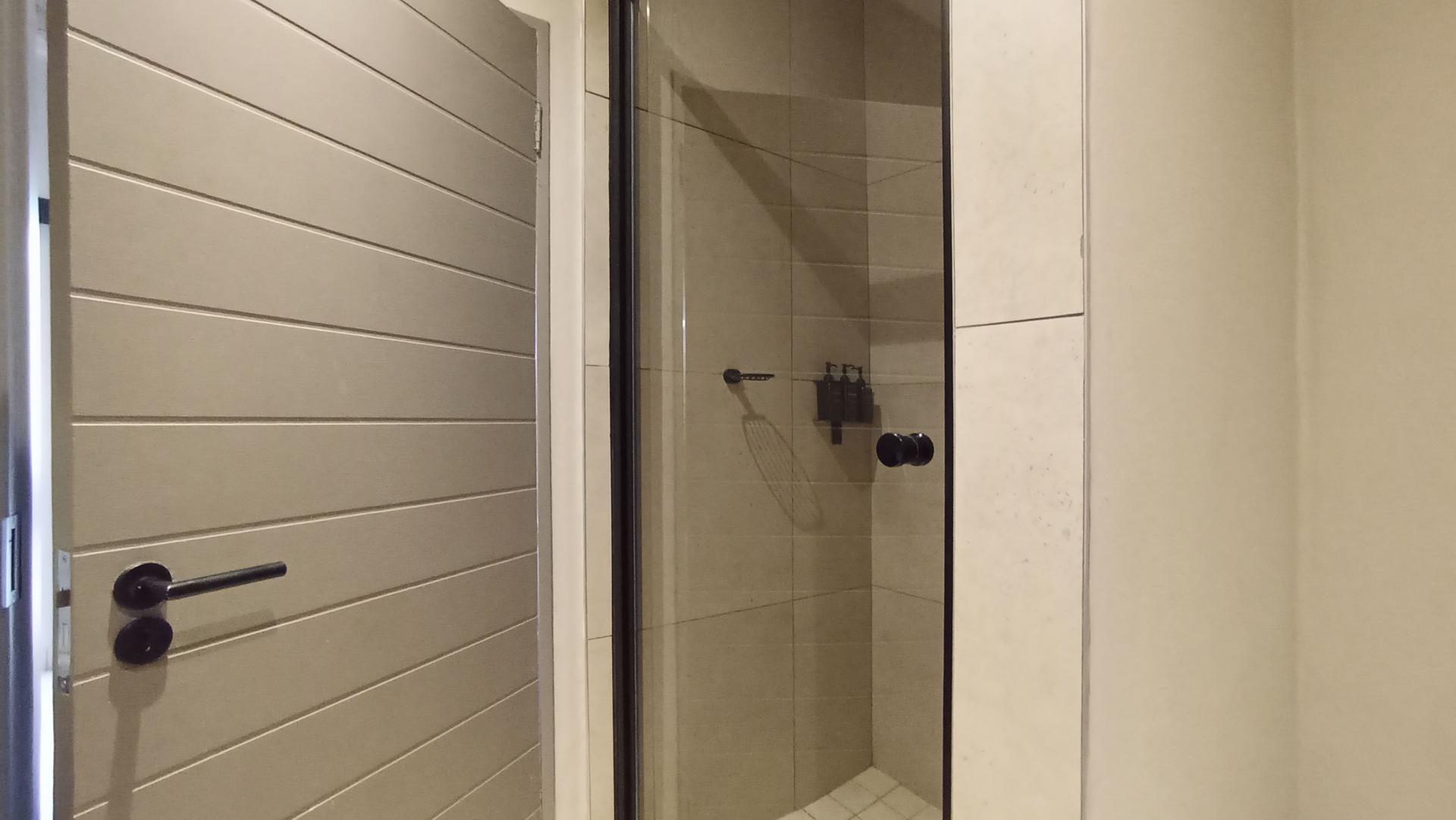 Bathroom 1 - 4 square meters of property in St Andrews