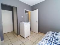  of property in Die Hoewes