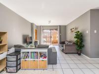  of property in Die Hoewes