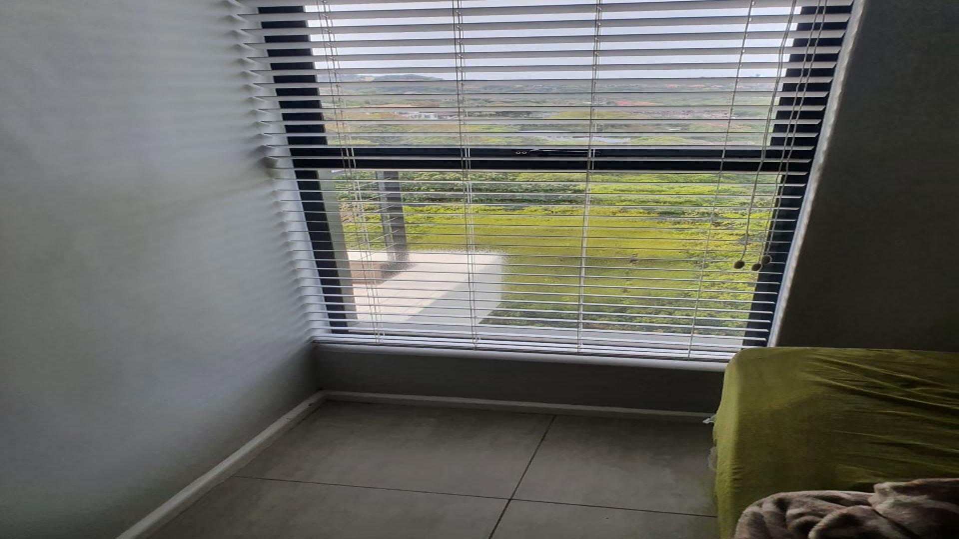 Bed Room 1 of property in Ballitoville