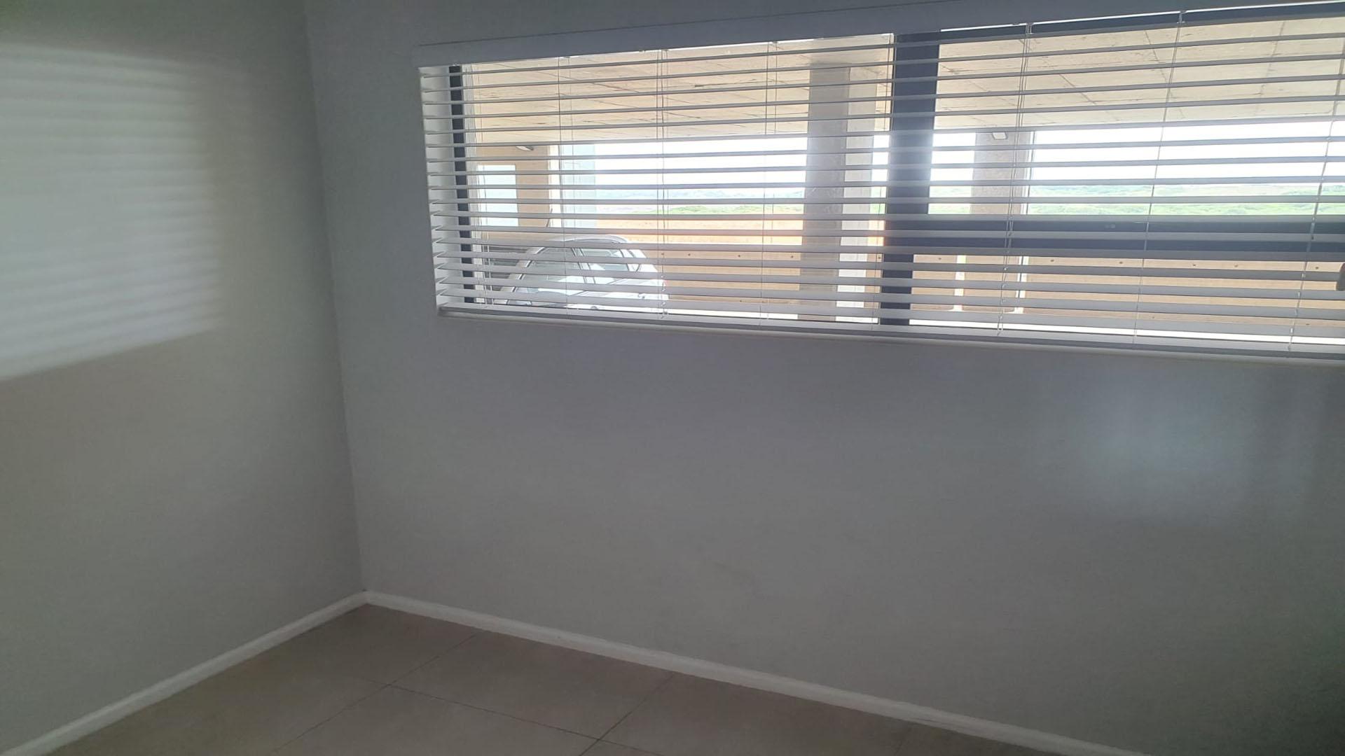 Bed Room 2 of property in Ballitoville