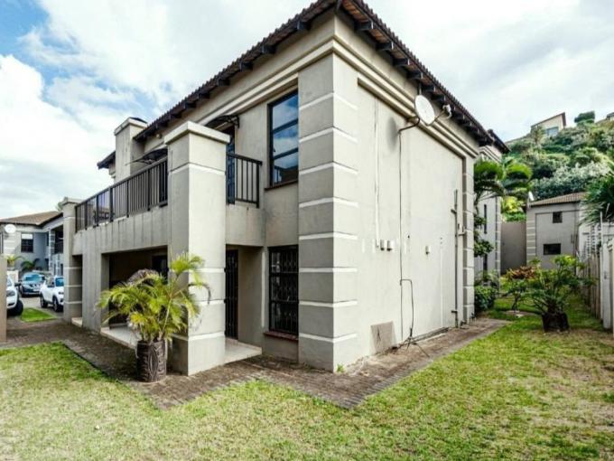 3 Bedroom Simplex for Sale For Sale in Amanzimtoti  - MR683482