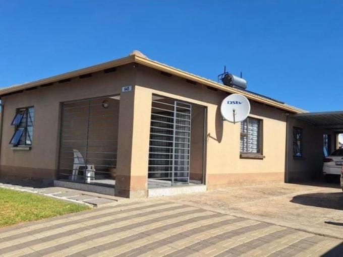 4 Bedroom House for Sale For Sale in Delmore Park - MR683495