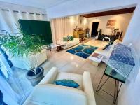  of property in Mondeor