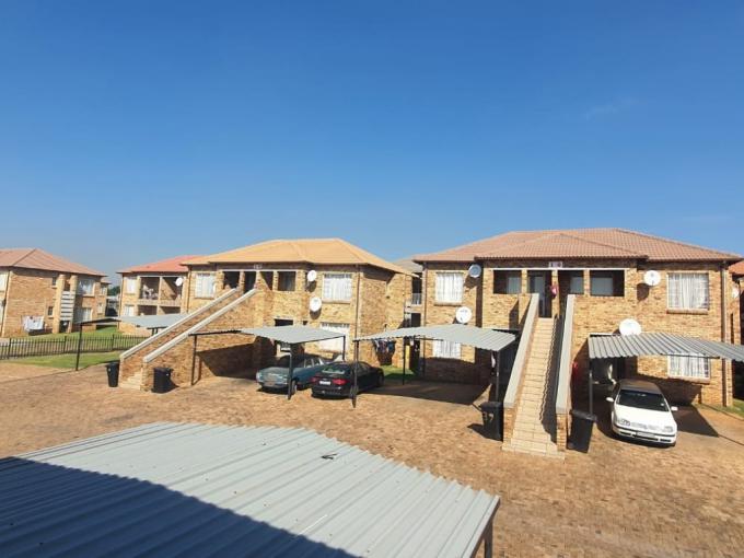 2 Bedroom Simplex for Sale For Sale in Elandspark - MR683527