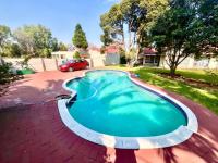  of property in Brackenhurst