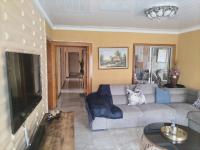  of property in Bendor