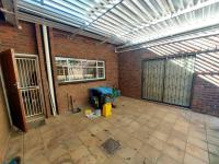  of property in Magalieskruin