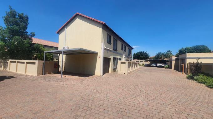3 Bedroom Sectional Title for Sale For Sale in Annlin - MR683578