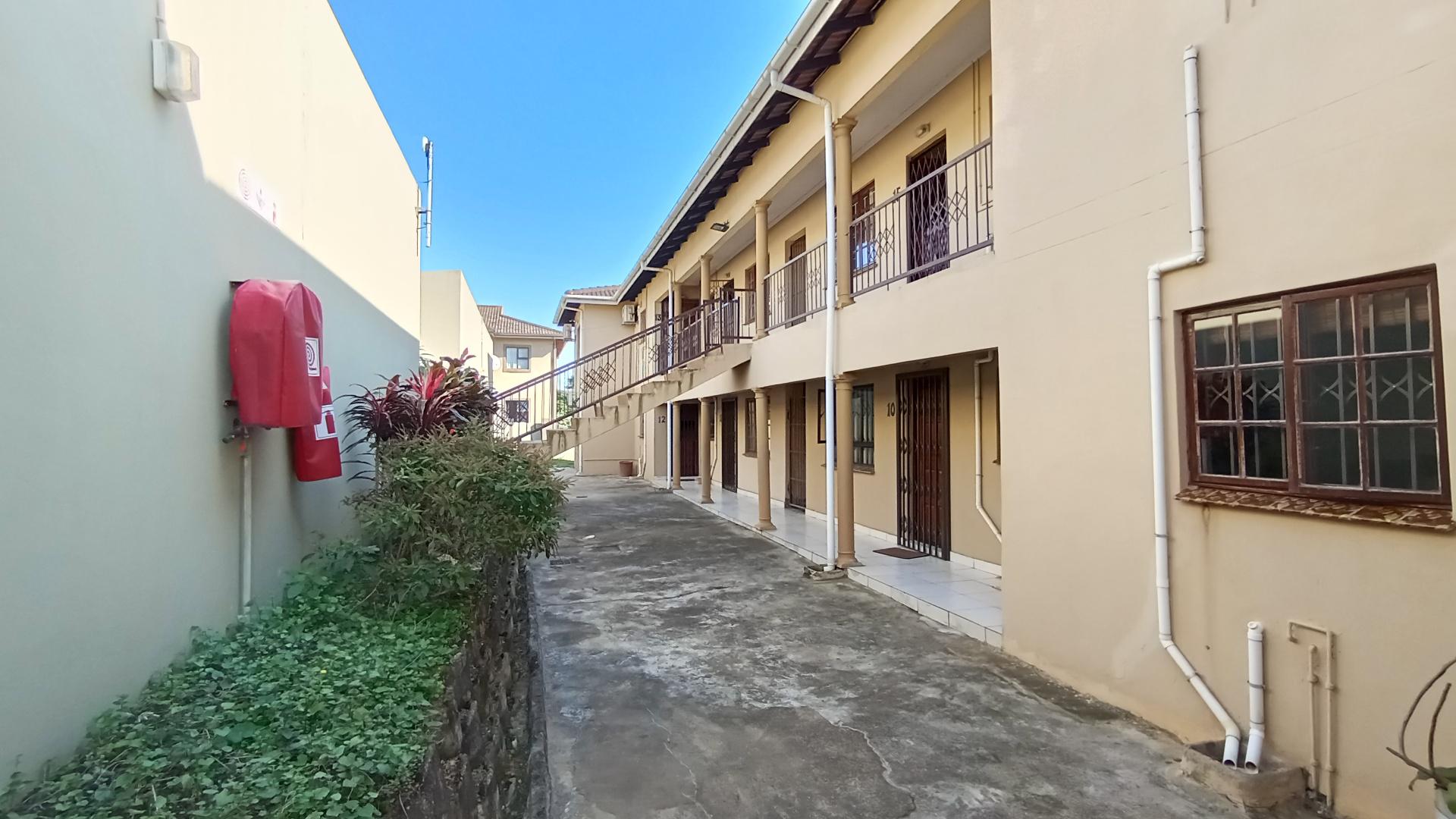 Front View of property in Shulton Park