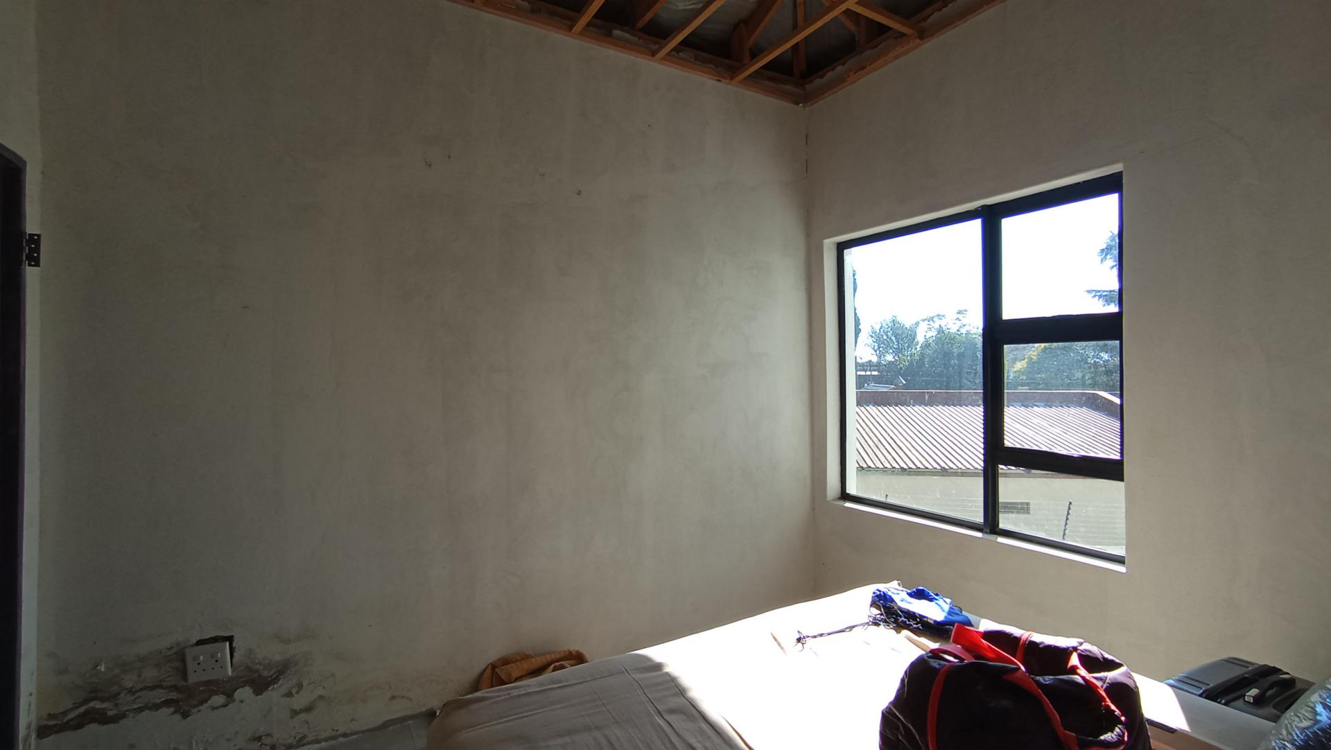 Bed Room 2 - 9 square meters of property in Strubensvallei