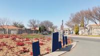 Front View of property in Blue Hills
