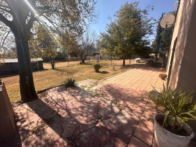 3 Bedroom House to Rent in Lanseria - Property to rent - MR683637