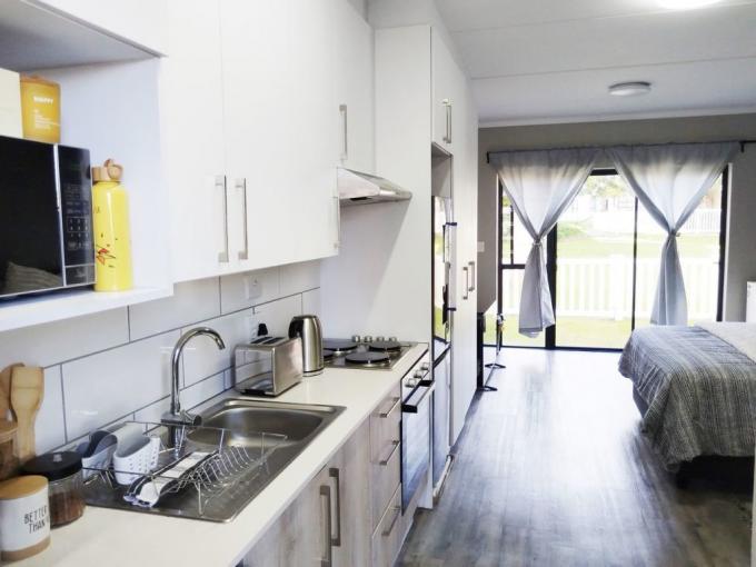 1 Bedroom Apartment for Sale For Sale in Kuils River - MR683639
