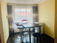  of property in Geelhoutpark