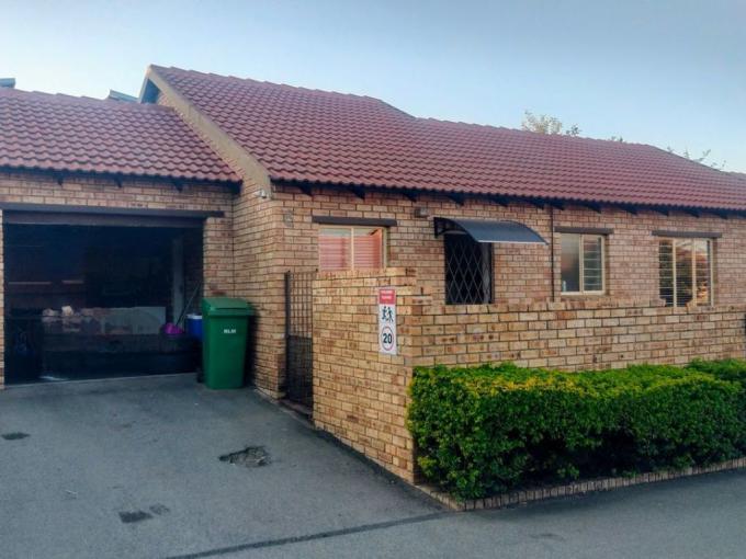 3 Bedroom Simplex to Rent in Cashan - Property to rent - MR683654