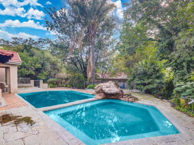 4 Bedroom House to Rent in Bryanston - Property to rent - MR683668