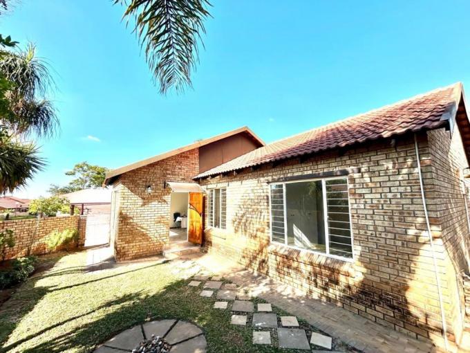 3 Bedroom Simplex for Sale For Sale in Cashan - MR683686