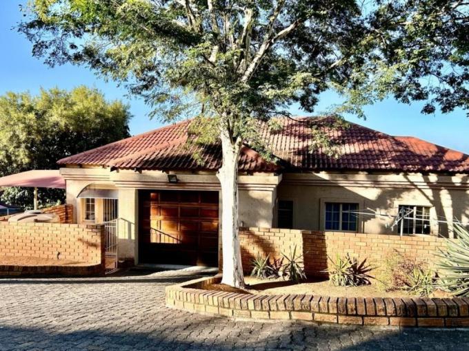 House for Sale For Sale in Safarituine - MR683688