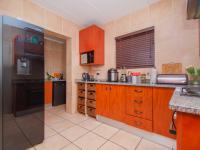  of property in Honeydew Ridge