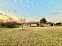  of property in De Deur