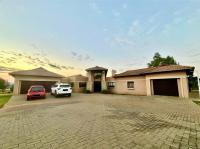  of property in De Deur