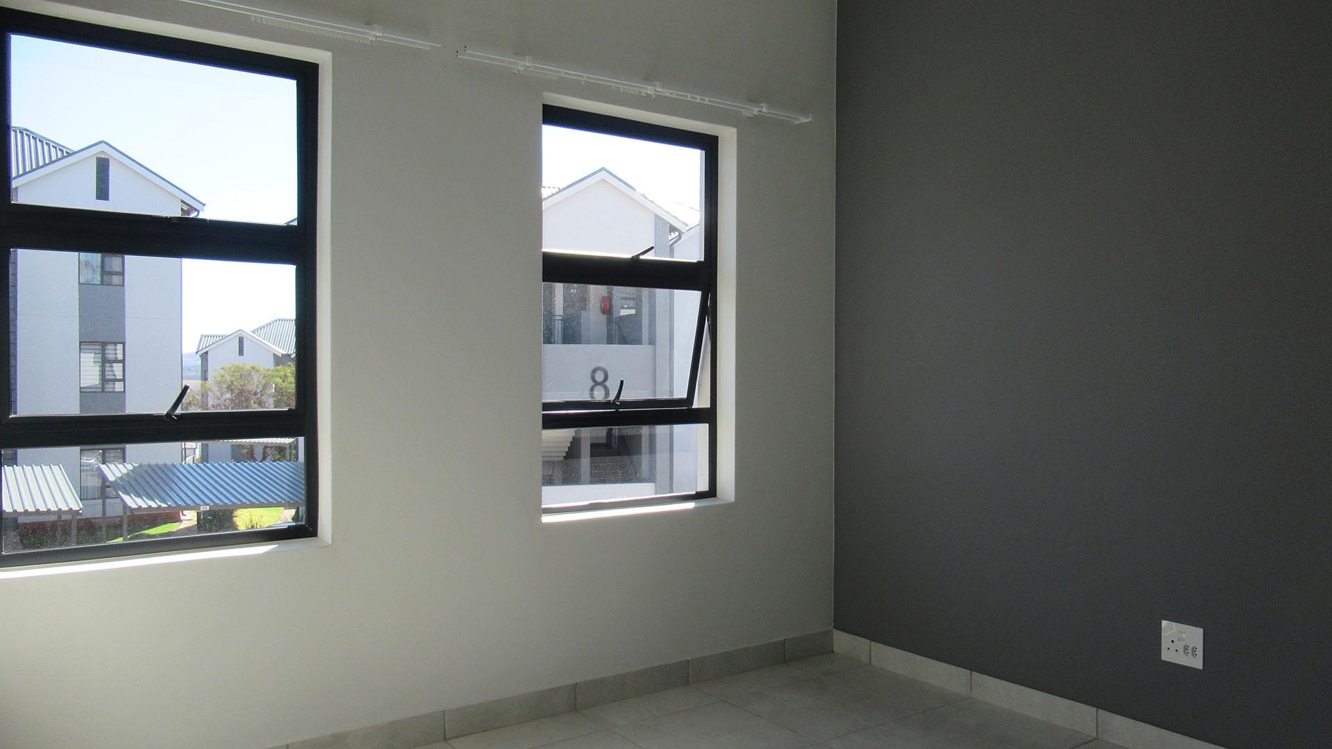 Main Bedroom - 13 square meters of property in Homes Haven