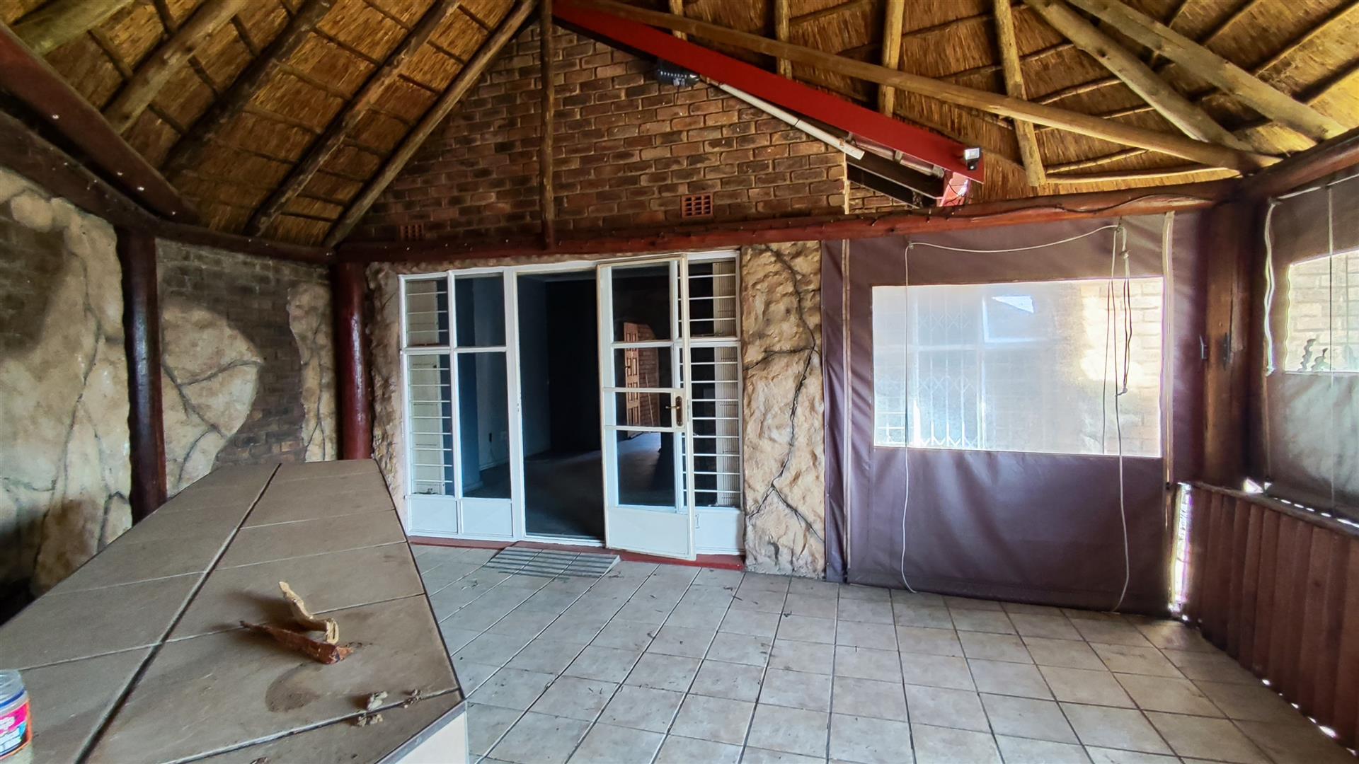 Entertainment of property in Birchleigh North